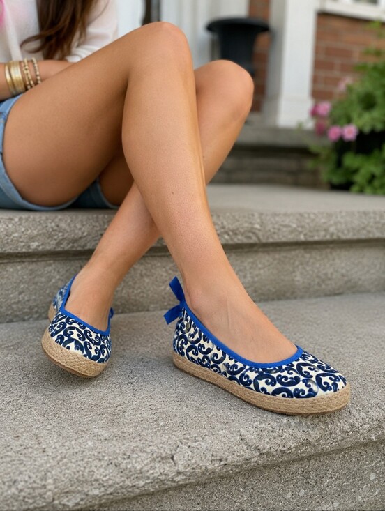 UGG Shoes - UGG Indah Marrakech Slip-On Flat Size 9